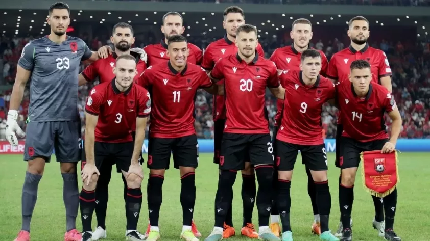 Albania thứ hạng FIFA 64